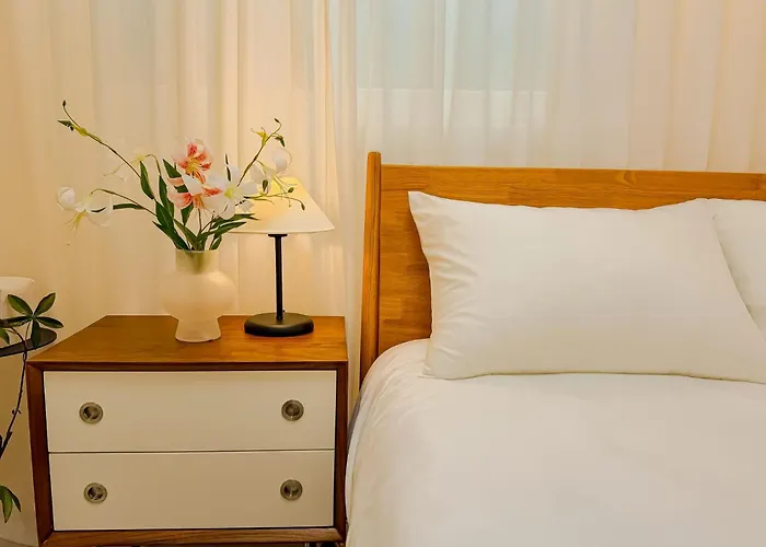 Apartment 10 Minutes From Hongdae, 10 Minutes From Gongdeok Station, Itaewon, Haebangchon, Family Accommodation, 명동 *